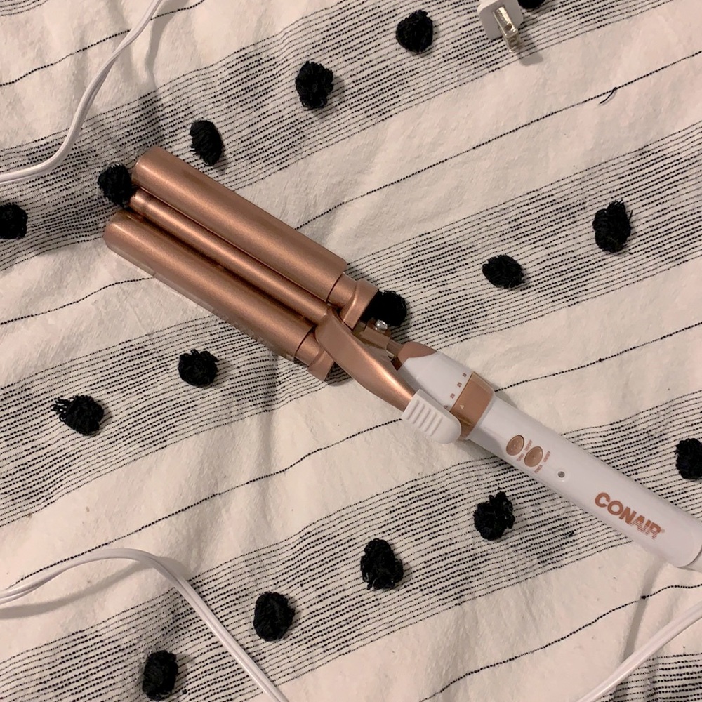 Double ceramic triple hair barrel